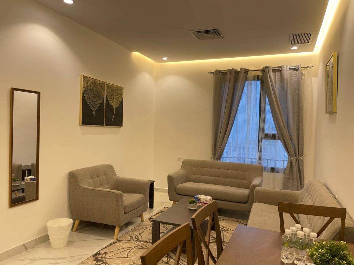Golden Dahlia Fintas Aparthotel Kuwait City Exterior foto