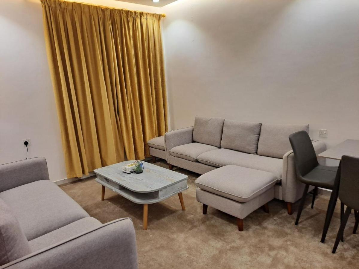 Golden Dahlia Fintas Aparthotel Kuwait City Exterior foto