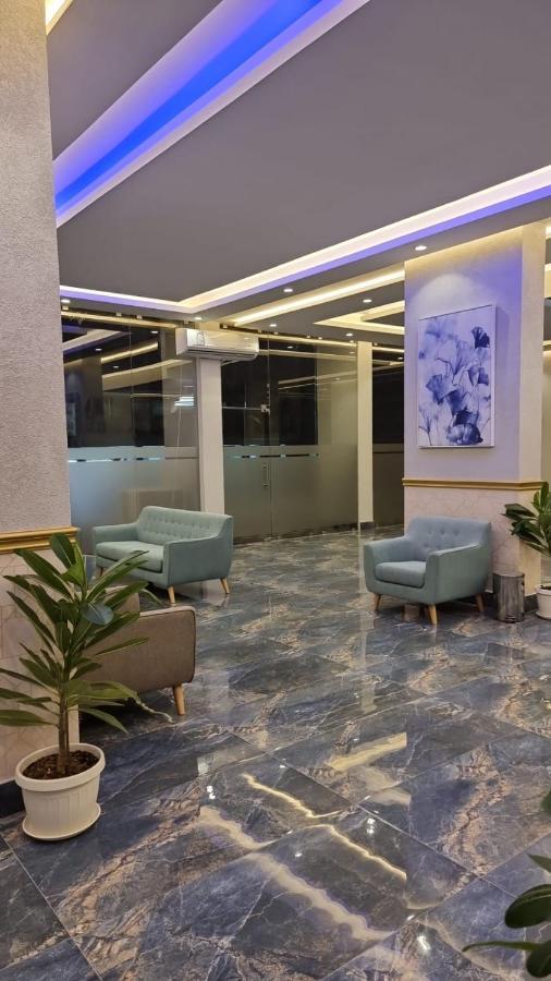 Golden Dahlia Fintas Aparthotel Kuwait City Exterior foto