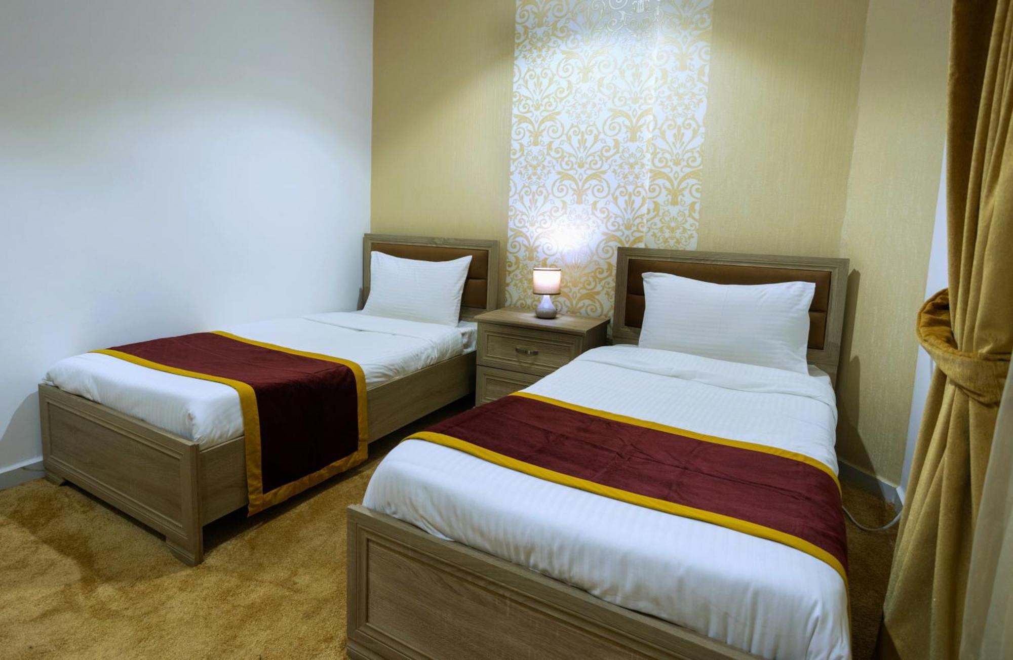 Golden Dahlia Fintas Aparthotel Kuwait City Exterior foto