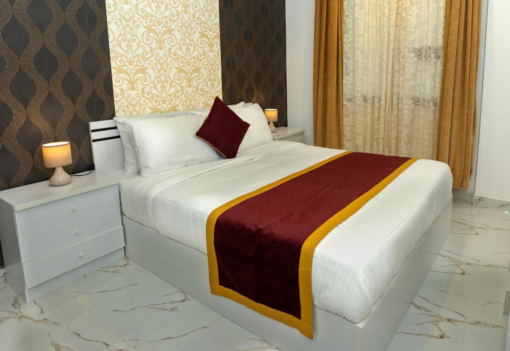 Golden Dahlia Fintas Aparthotel Kuwait City Exterior foto